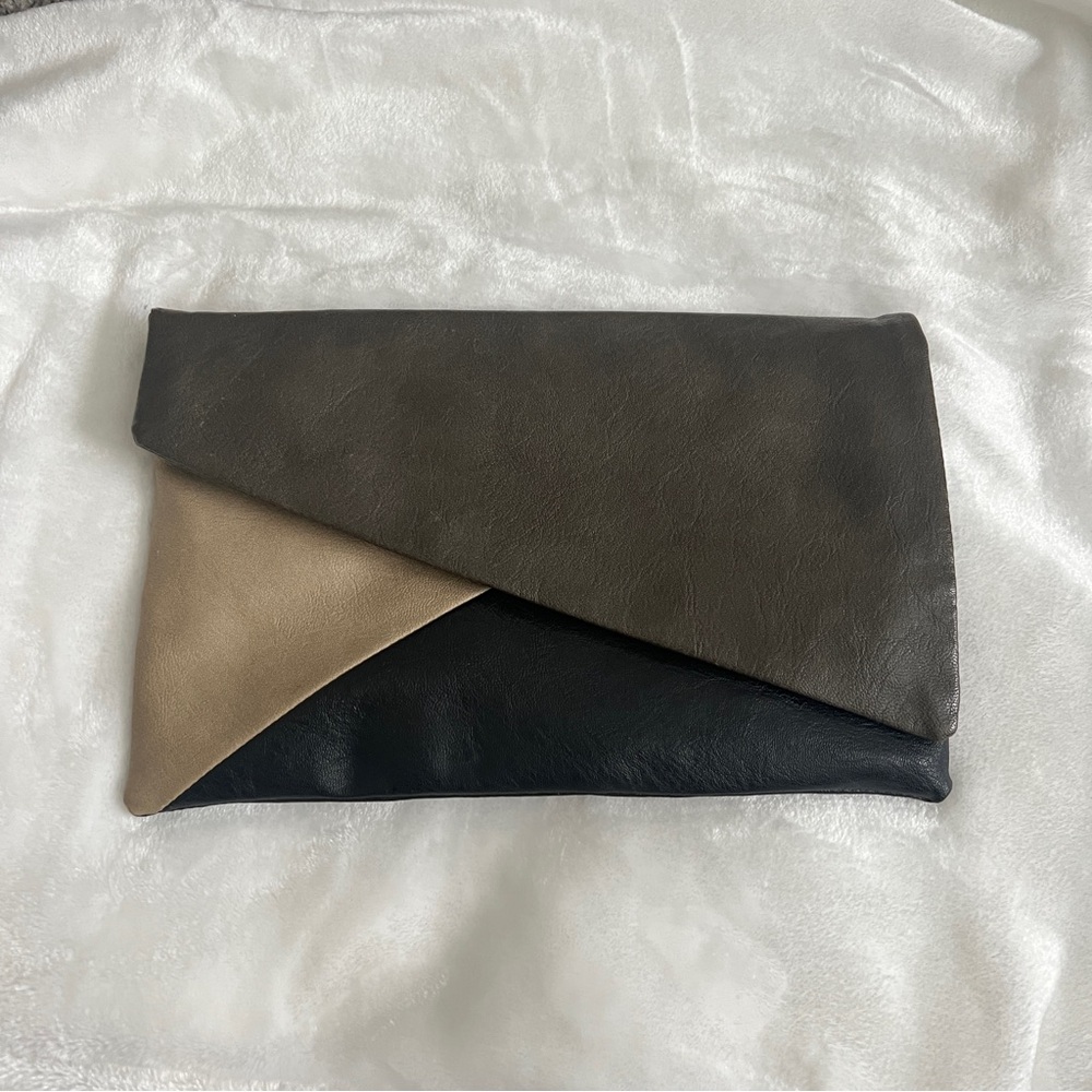 R+J Corrine Mod Tri-Color Foldover Clutch